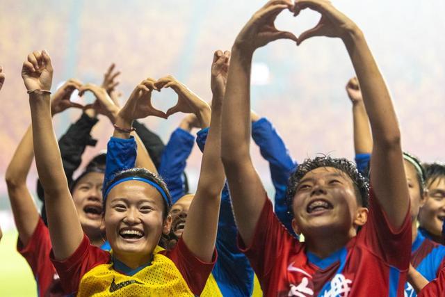 曾凡博20分首钢胜四川 孙铭徽三双广厦负上海