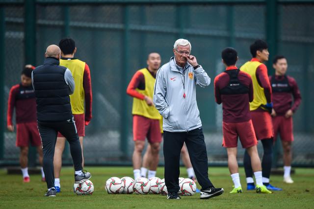 特雷杨37+12老鹰送76人4连败 绿军送奇才5连败